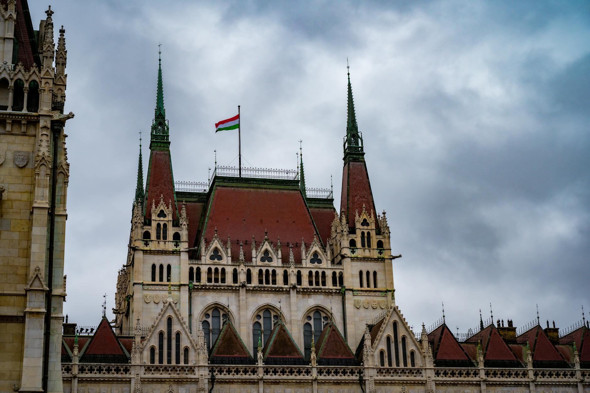 Kraków: Kardynał Ryś i Premier Węgier – Spotkanie, które może zmienić wiele